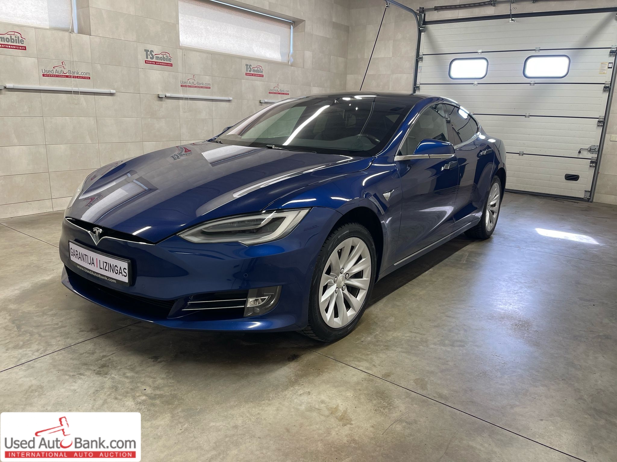 Tesla MODEL S Long Range