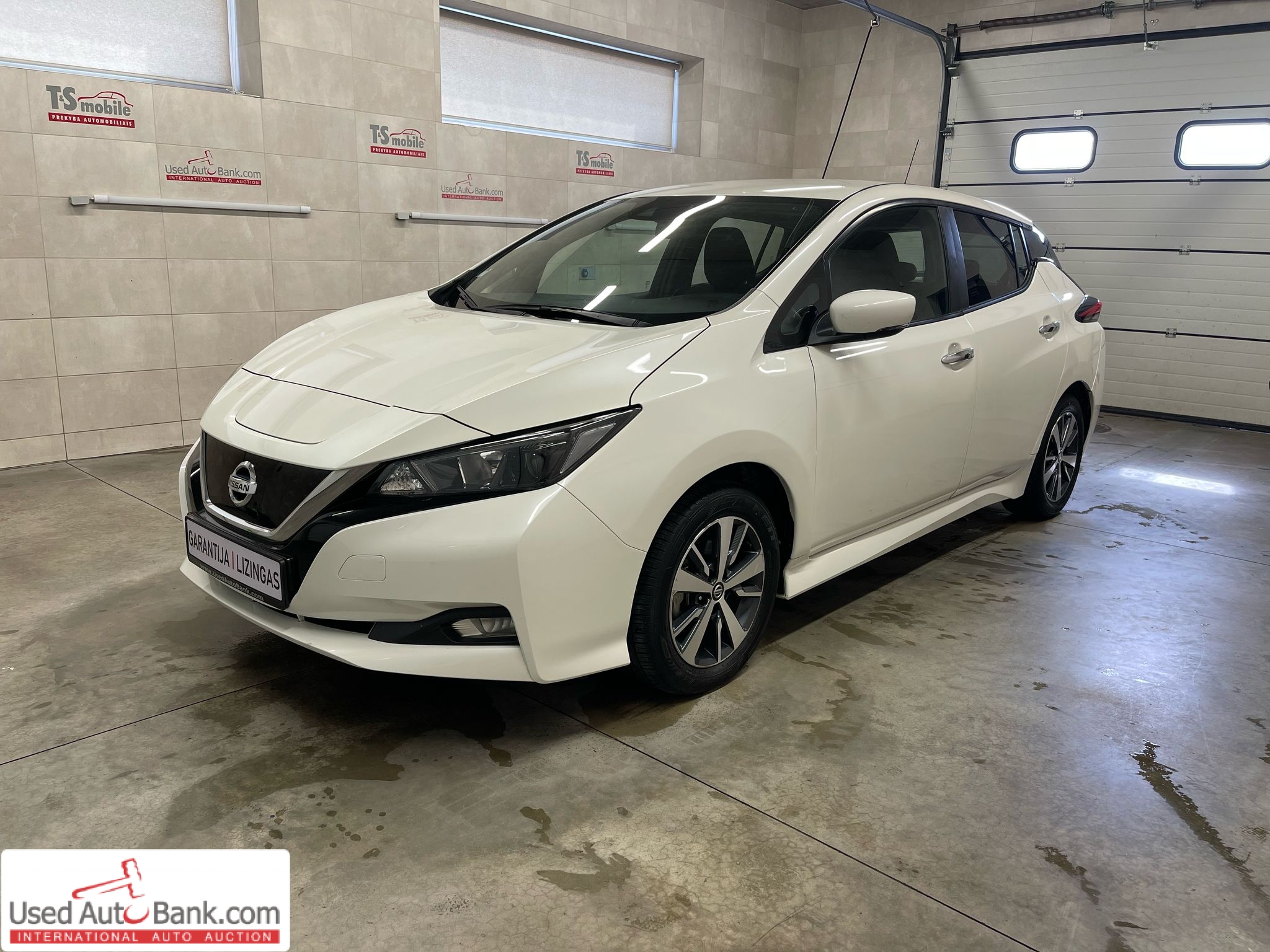 NISSAN LEAF150ch 40kWh Business 21.5