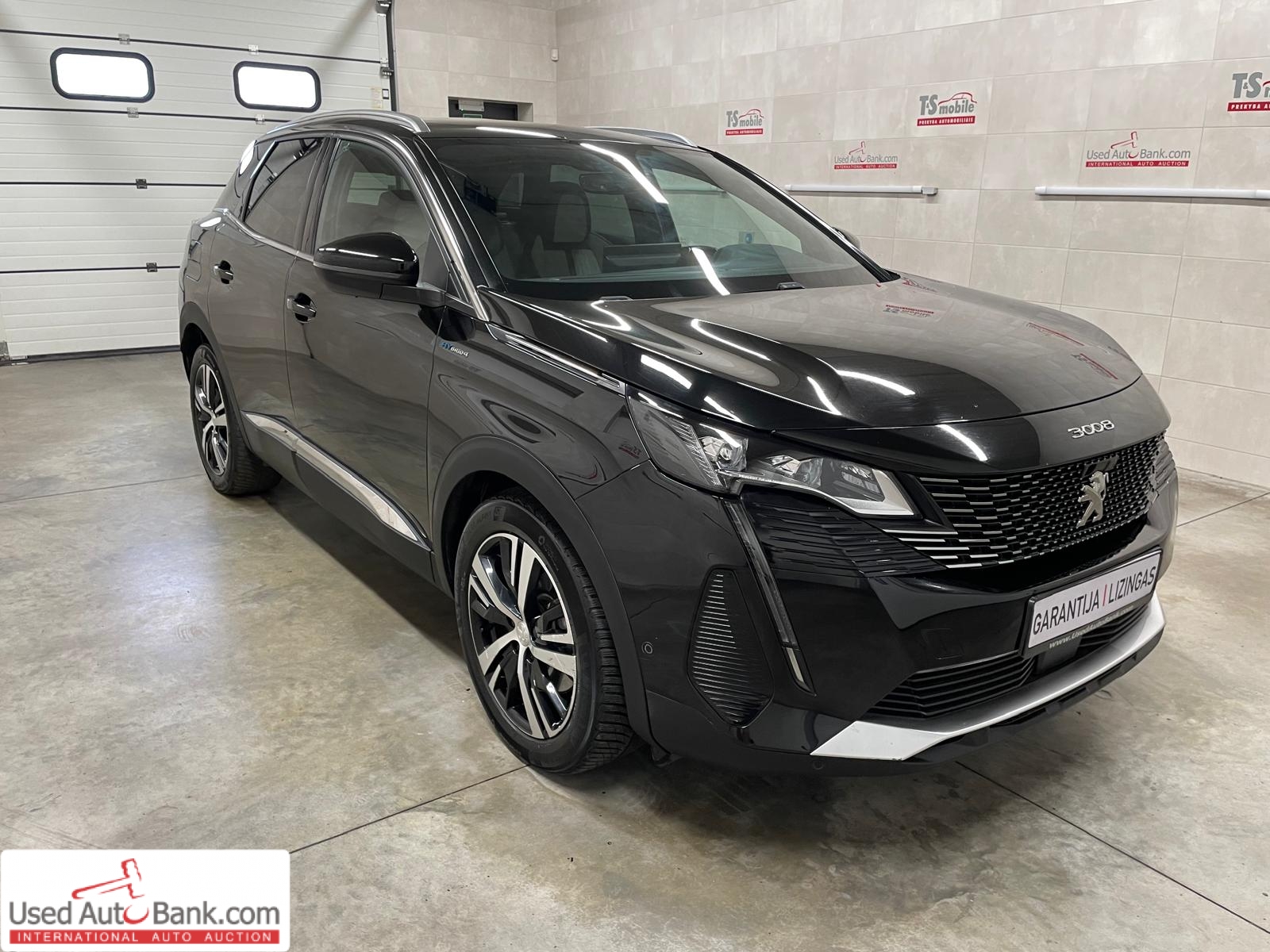 PEUGEOT 3008 300 GT  4×4