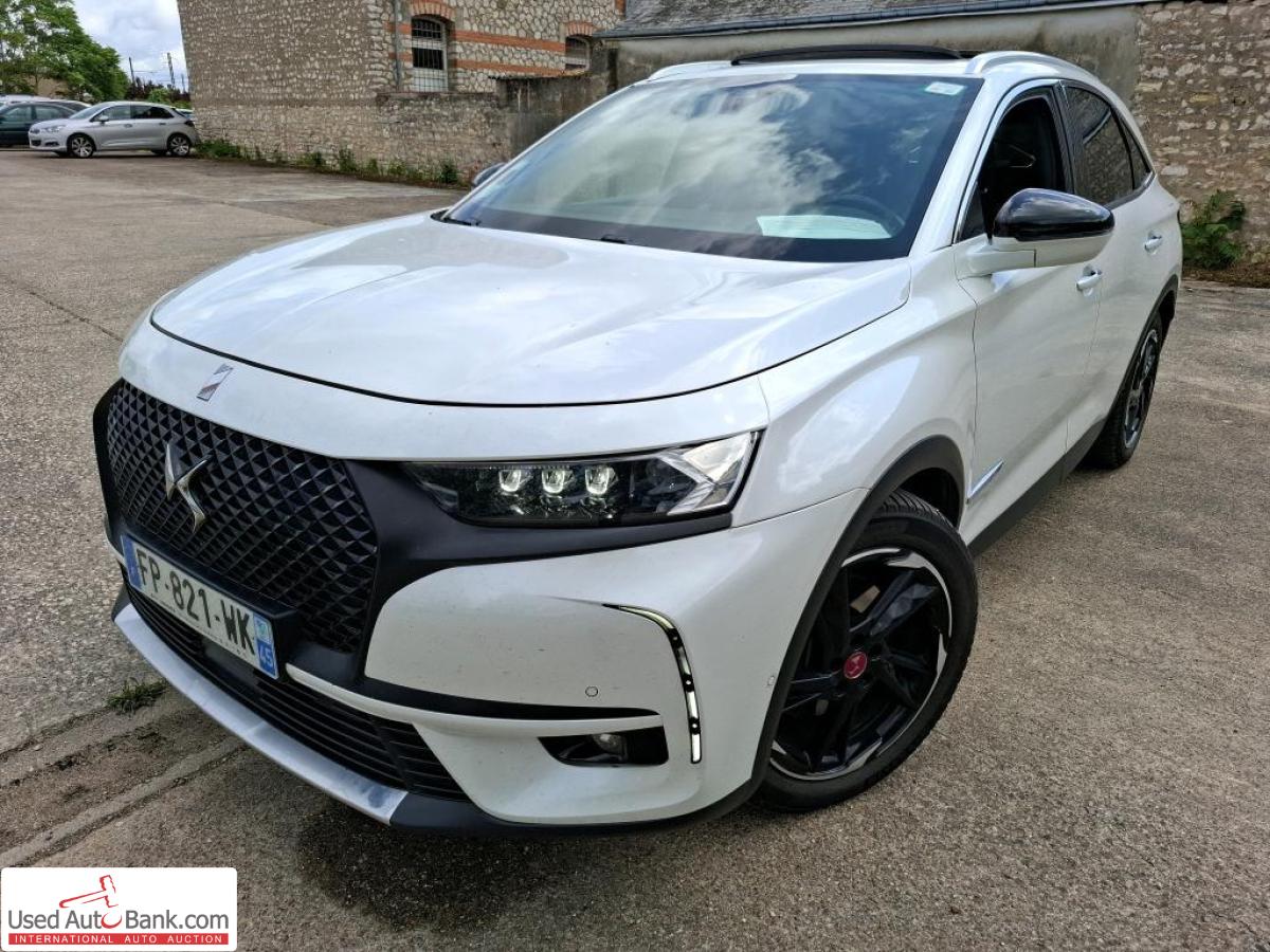 DS7 Crossback 300  4×4 Performance Line+
