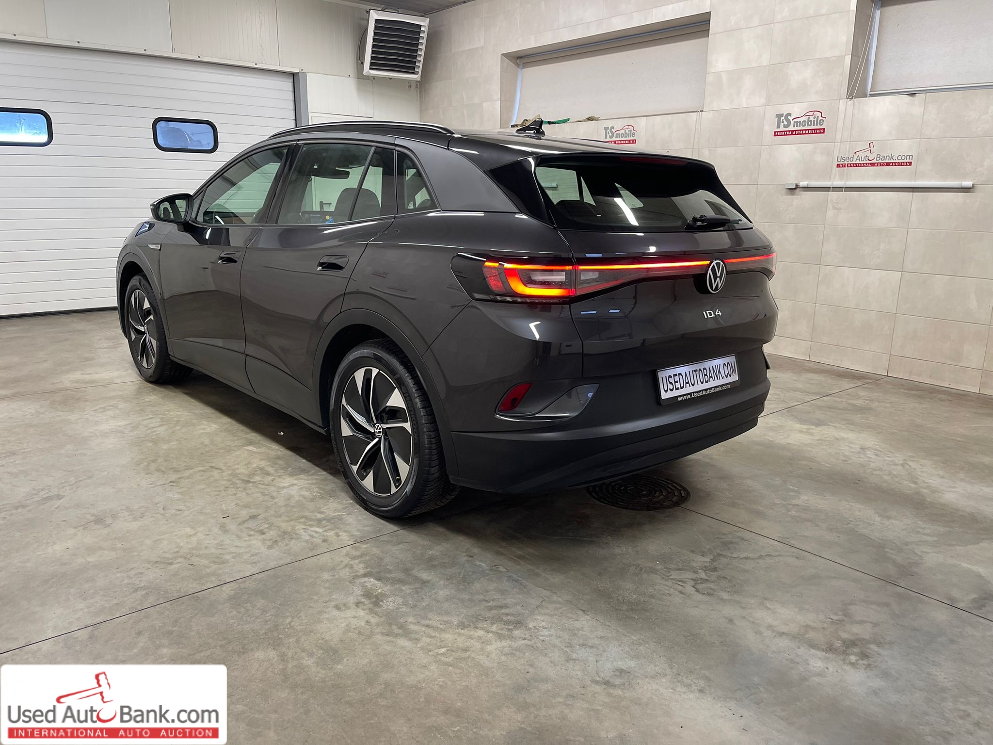 VOLKSWAGEN ID.4 PRO PERFORMANCE