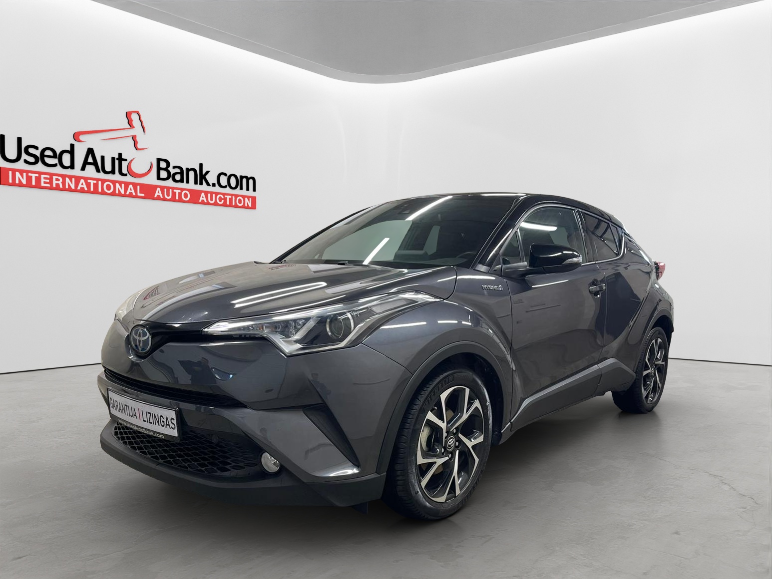 TOYOTA C-HR 1.8H DYNAMIC