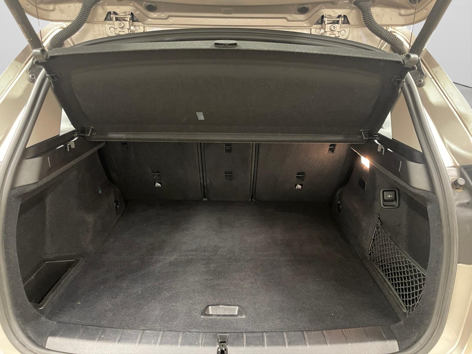 BMW X1 XDRIVE 25E BUSINESS ADVANTAGE