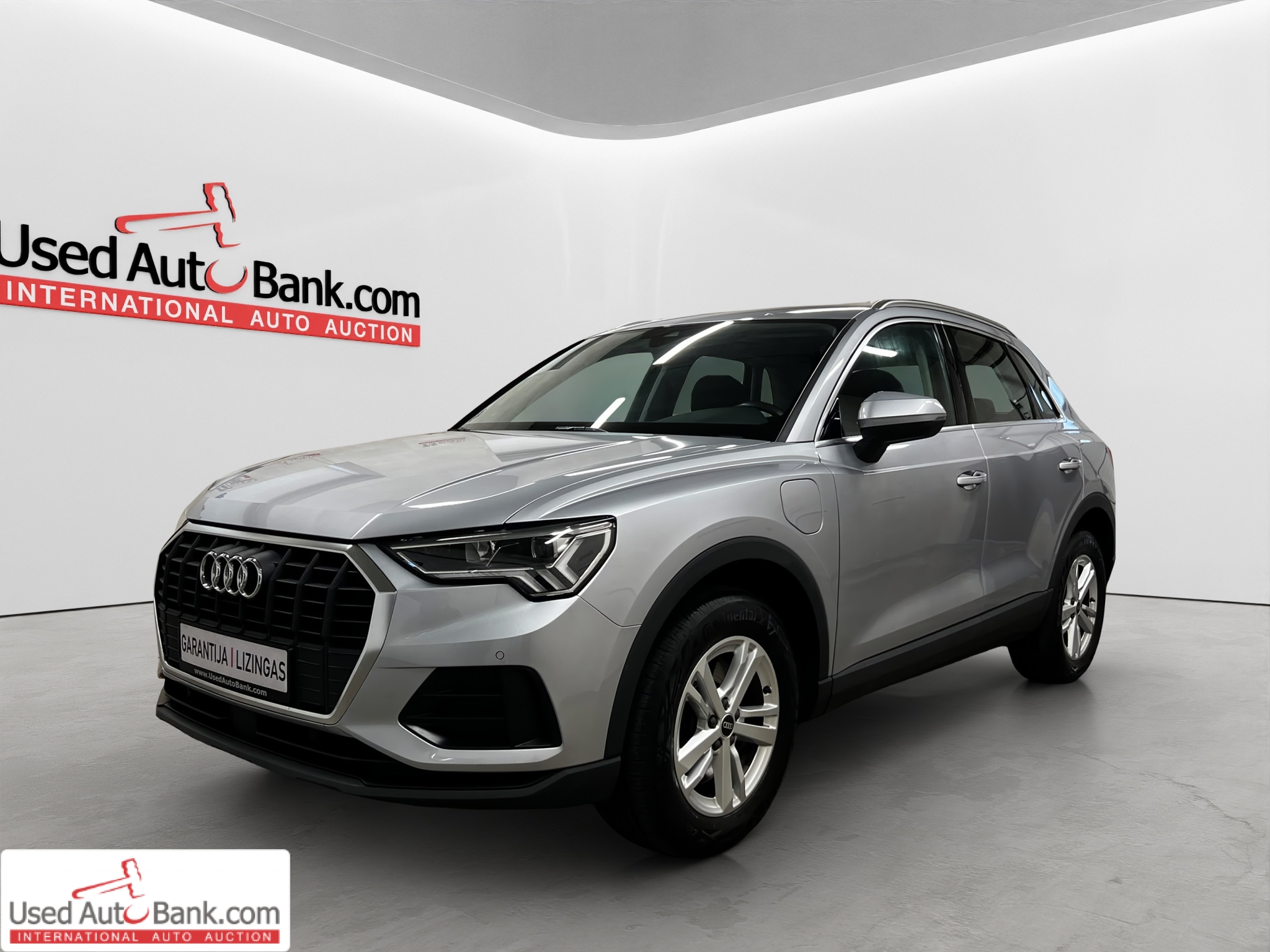 AUDI Q3 45 TFSI e 245ch Business line S tronic 6